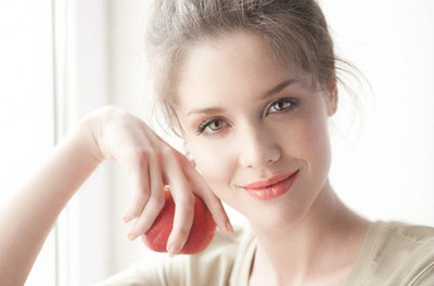 鼻子上长痘痘是什么原因呢？