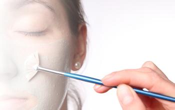 毛孔粗大有黑头 三个妙招巧祛除