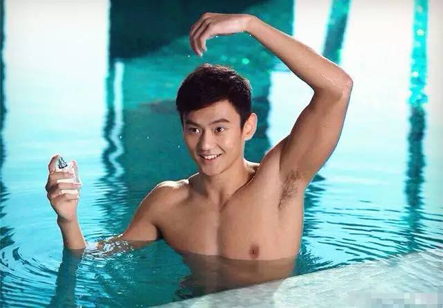 宁泽涛的8块完美腹肌，你也能拥有？那得努力+命好