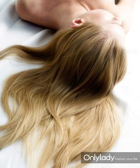 临出门发现发型不完美？教你几招化解尴尬！